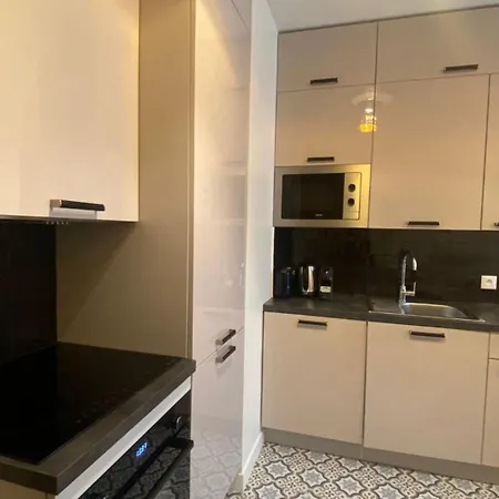 Nouveau - Emplacement Ideal Pour 6p * Paris